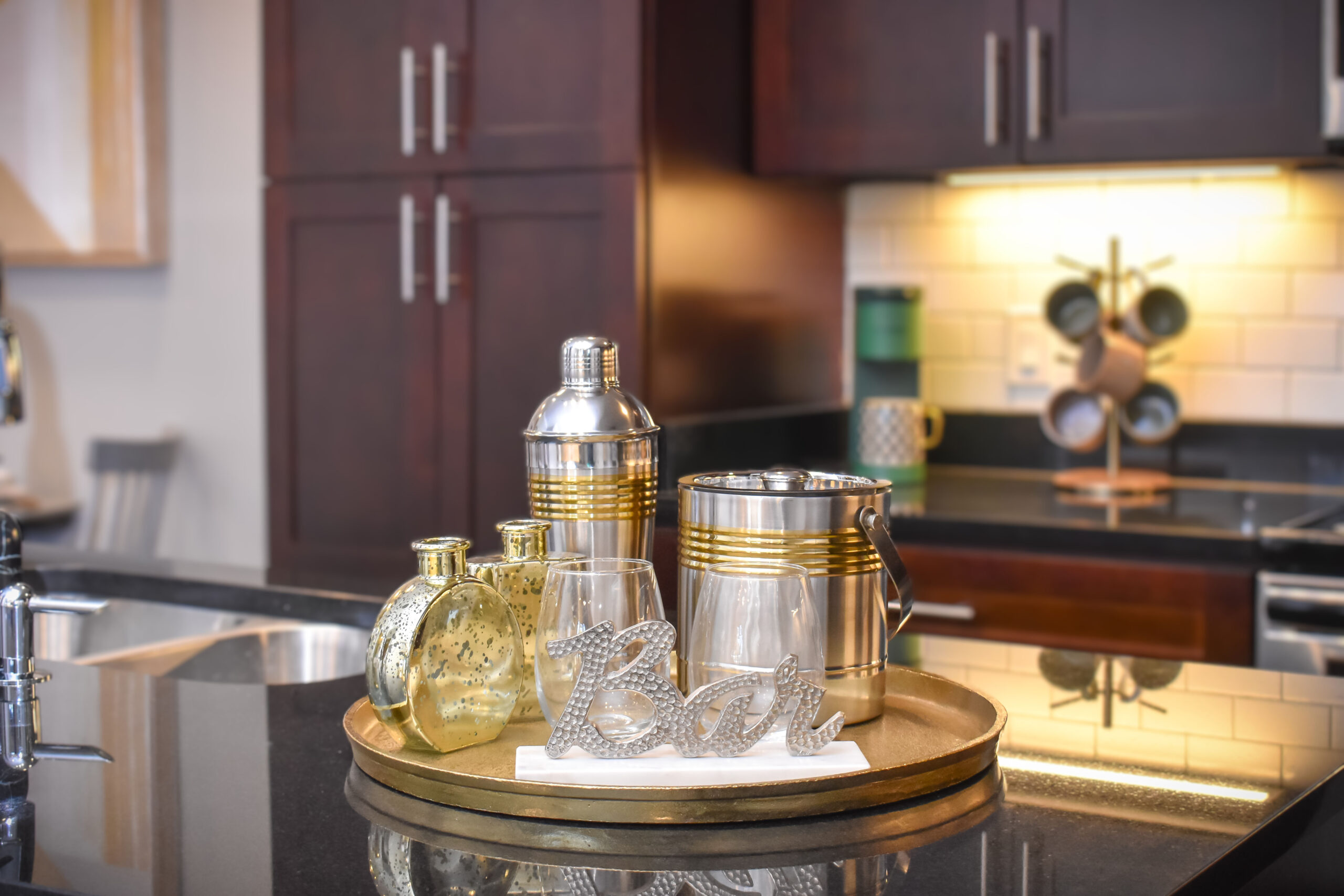 Fountaine Bleau Apartments 